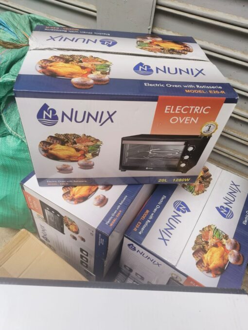 The Nunix 20L Electric Oven With Grill features a compact yet spacious design, three control knobs, and a powerful grill function, making it perfect for baking, grilling, and roasting.