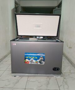 Premier 250L Chest Freezer – Energy-Efficient White Deep Freezer – Kenya