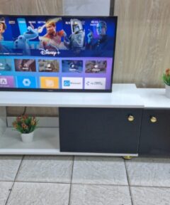 Tokyo Expandable 6ft Modern Console Table for Living Room and Office – Minimalist Multifunctional Design – Kenya